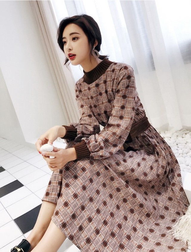 ワンピース 大人 ワンピース 春 大人 ニット ハイネック ミモレ チェック 長袖 ウエストマーク ハイウエスト フレア Aライン きれいめ 大人可愛い ベージュ ブラウン Evergreen