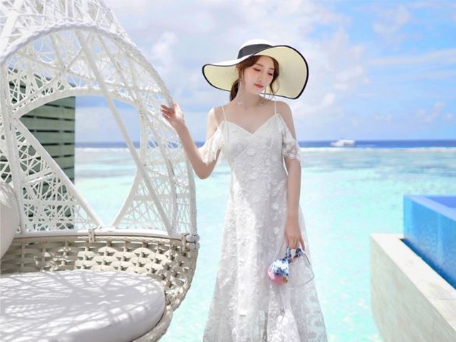 リゾート映えするキャミワンピース リゾートワンピ レディース 大きいサイズ 結婚式 マキシワンピース ロング 白 きれいめ パーティードレス 夏 海 ビーチワンピ Lalas