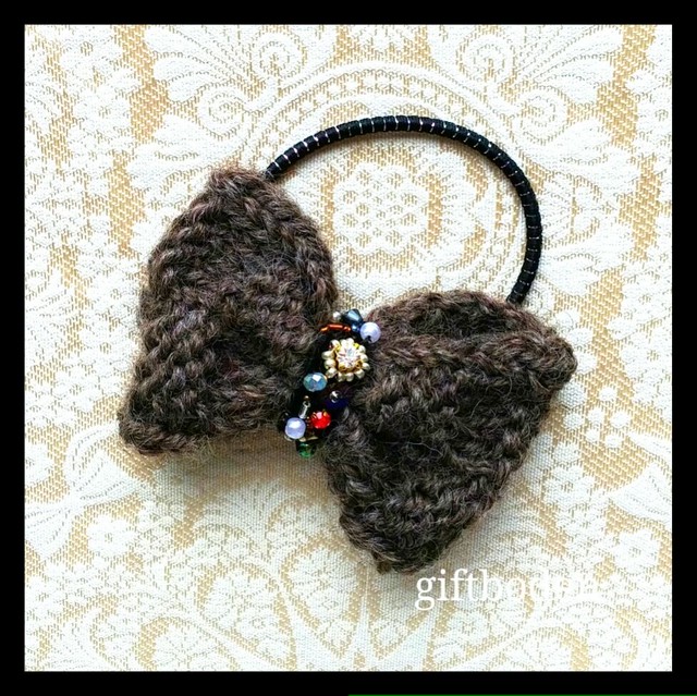毛糸リボンヘアゴム ブラウン大 ビーズ刺繍とフラワーアクセサリー Giftboden