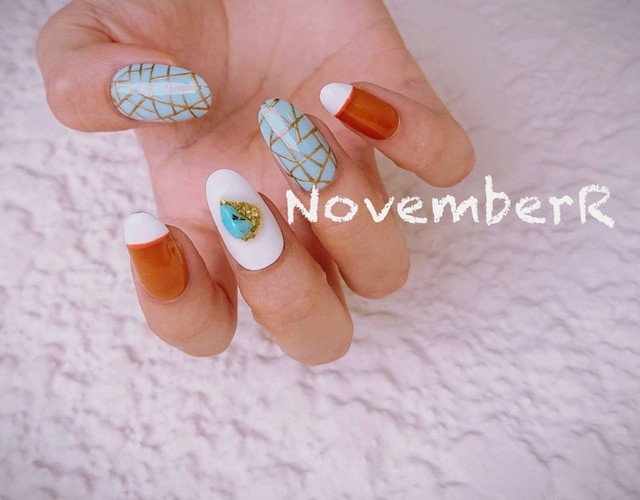 La228 シンプルエスニック夏ネイルチップ Novemberr ネイルチップ販売