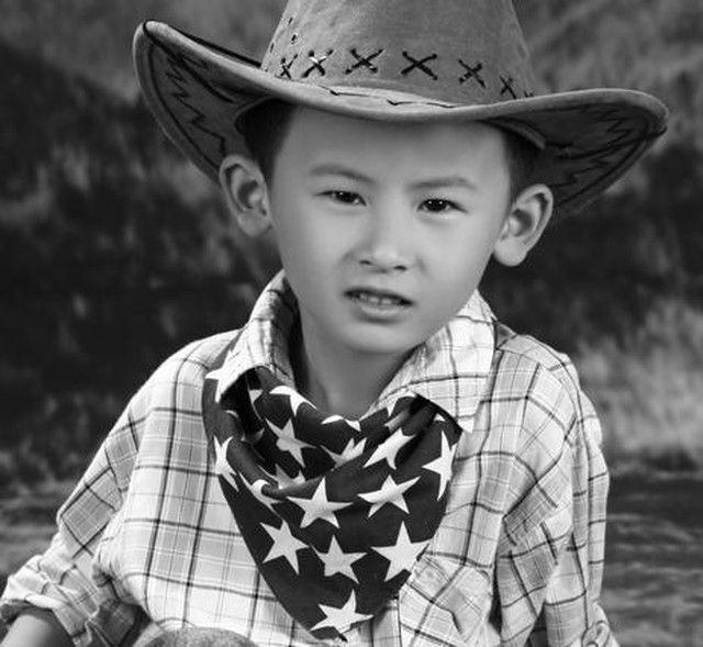 ハラショー 子供 男 女 兼用 婦人 向け 格好いい カウボーイ ハット クラウン スタイル フラット ひさし 浅 珈琲 色 ５５ ｃｍ 箱入り クラシーヴァヤ ジャパン