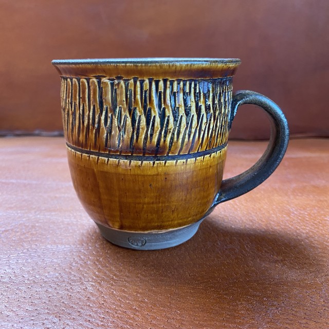 111 小鹿田焼 マグカップ 大 飴色 キャリー焼菓子店