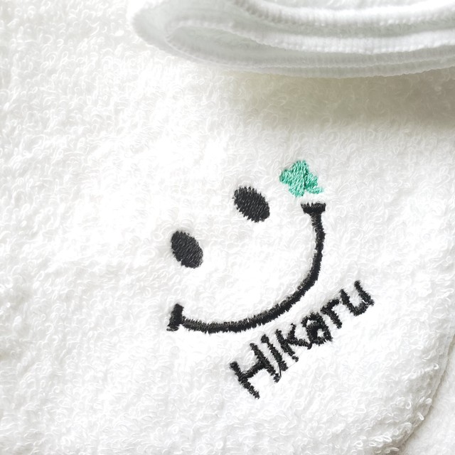 名入れ 名前入り今治タオルハンカチ にこちゃんスマイル Towelyuyu