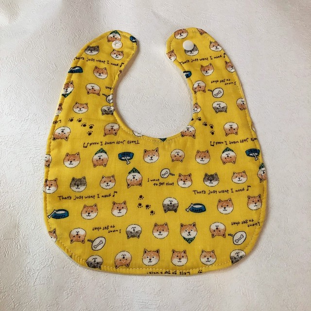 ネコ柄の赤ちゃん用スタイ ベビースタイno ｓ64 サクラ時間