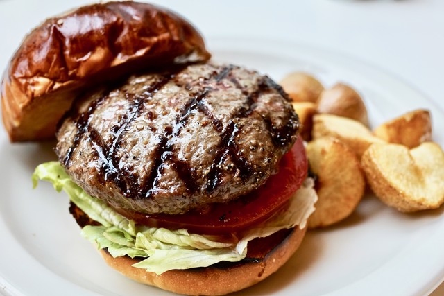 The Great Wagyu Burger For Your Home 和牛バーガー 冷凍2食分セット ポテト付き Good Town General Store