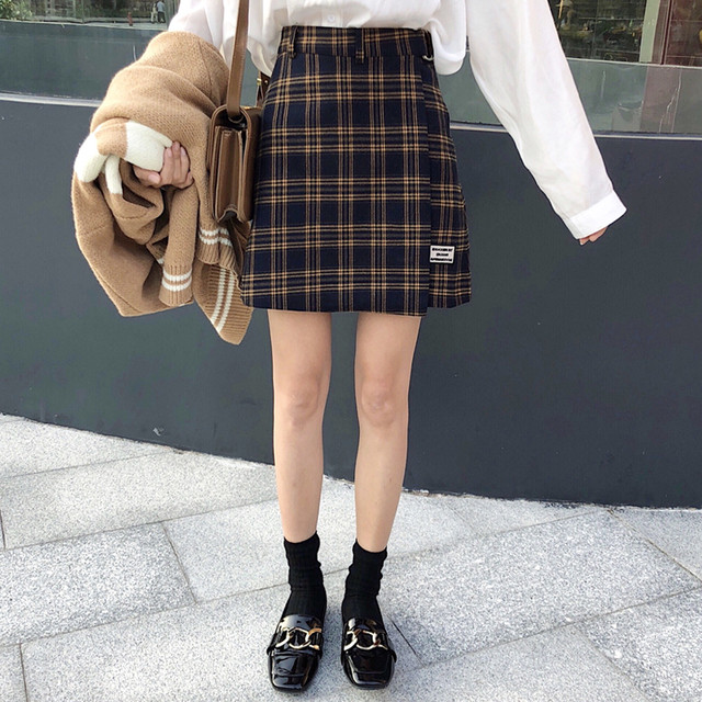 ベルトデザイン タータンチェック柄 タイトミニスカート ボトム ガーリー レトロ 大人可愛い フェミニン トレンド 秋冬 韓国ファッション Thicc