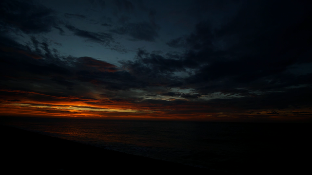 動画素材 海に沈む夕日のタイムラプス動画 19秒間 Travel Life Photo