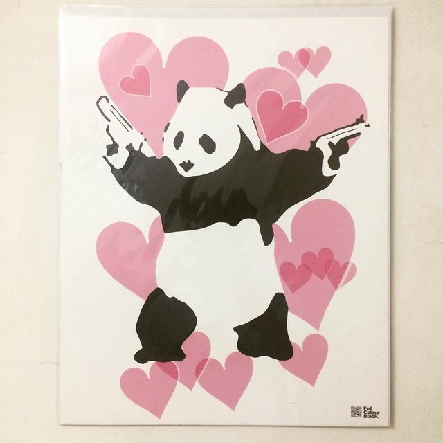 ポスター Banksy バンクシー Panda Guns パンダ ガンズ 古本トロニカ 通販オンラインショップ 美術書 リトルプレス ポスター販売