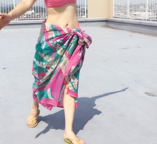 パレオ兼フリークロス トロピカルピンク Kuu