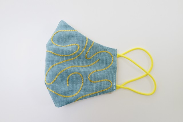 【手刺繍のマスク/ワイヤー入り】 "wave pool"