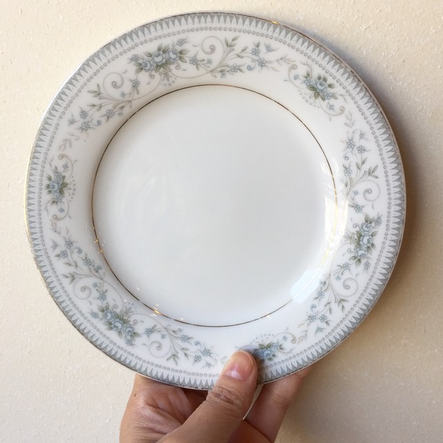 ノリタケ 繊細な花柄のお皿 Mame Cafe レトロマーケット