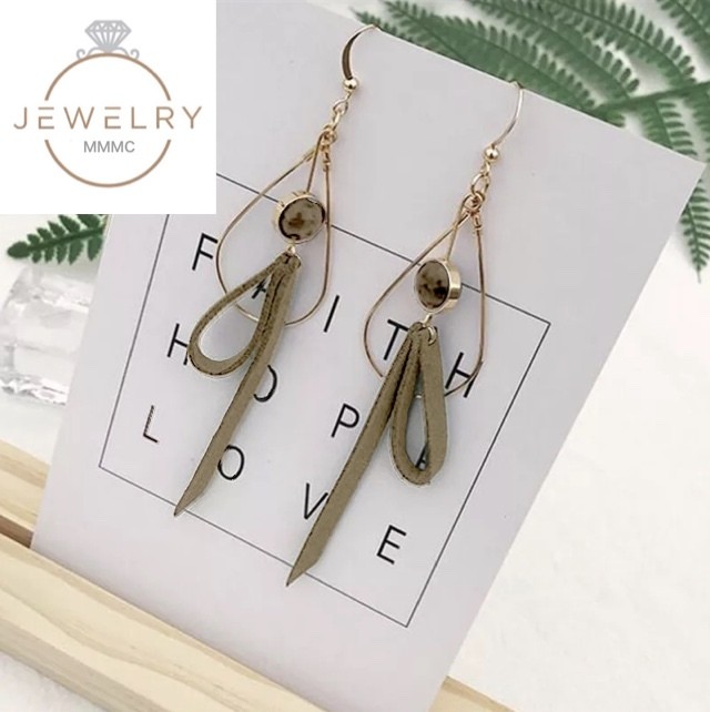 海外発送 シンプルで可愛い オリーブレザー ピアス イヤリング アクセサリー レディース フック カジュアル オシャレ アクセ ゴールド Mmmc