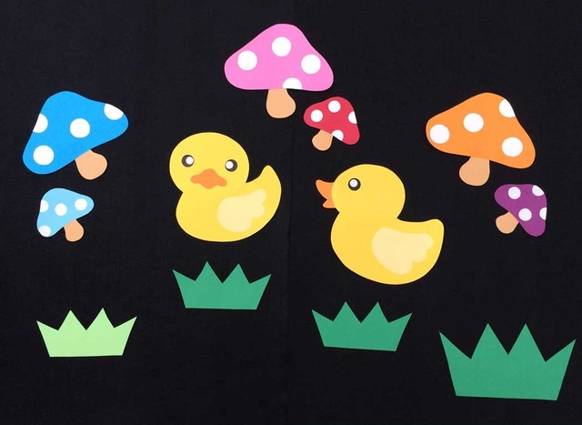 きのこの村にアヒルがやってきたとさ Kobito