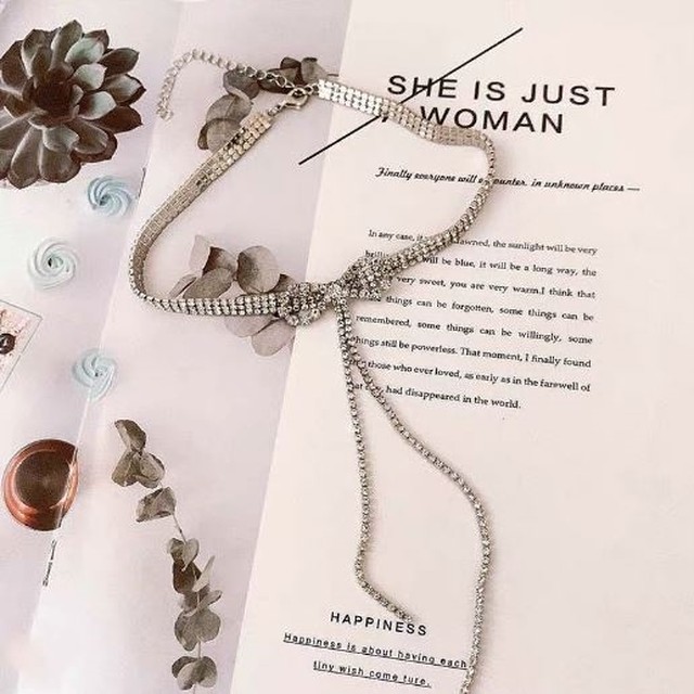 リボン チョーカー ラインストーン ネックレス レディース 人気 シルバー おしゃれ かわいい シンプル ゆめかわ Yamazon