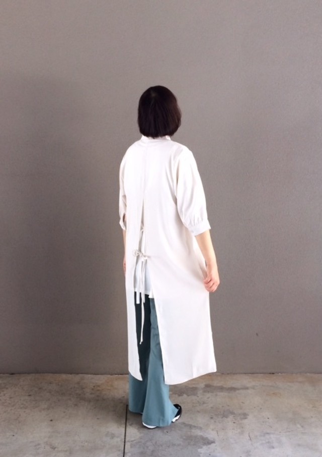 レーヨンライク バックスリット6分袖シャツワンピース Wardrobeoita