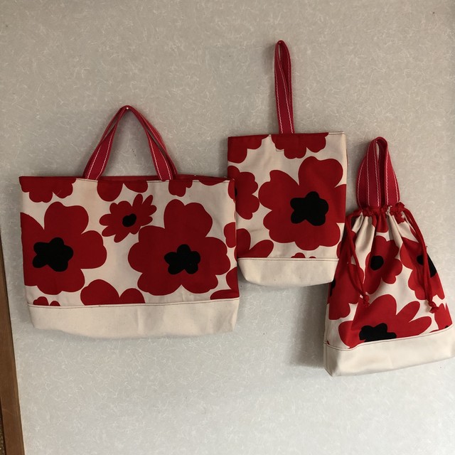 幼稚園入園セット レッスンバッグ 上履き入れ 体操着袋 マリメッコ 北欧 バンドメイド 月と長靴を履いたリス