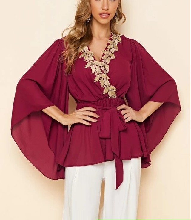 襟リーフ刺繍チュニック エスニック 大人女子コーデ Babshi プチプラでオシャレなインポートファッションセレクトショップ