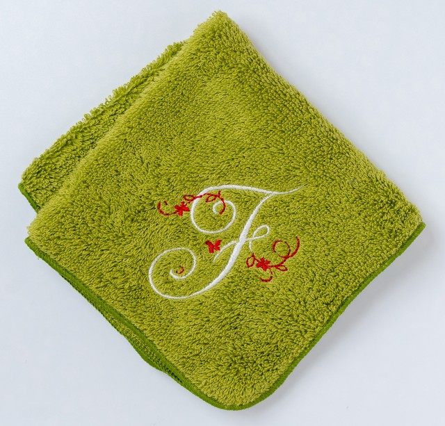 今治イニシャル入りハンドタオル グリーン Karakara