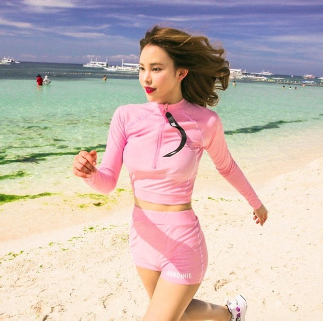 新しいコレクション 即納 ラッシュガード メンズ 長袖 レイヤード風デザイン ジッパー ミディアム丈 Upf50 フルオープン ビーチファッション 体型カバー 日 国産 Www Centrodeladultomayor Com Uy