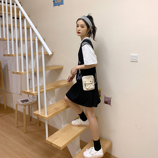 Vネック スポーティー ワンピース オーバーサイズ セット Minanda