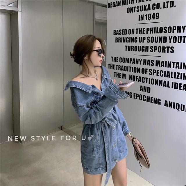 ギャルファッション オフショルデニムワンピ Loner Select 韓国ファッション 海外ファッション セクシーコーデ ギャル服 ギャルファッション オフショルデニムワンピ Loner Select 韓国ファッション 海外ファッション セクシーコーデ ギャル服