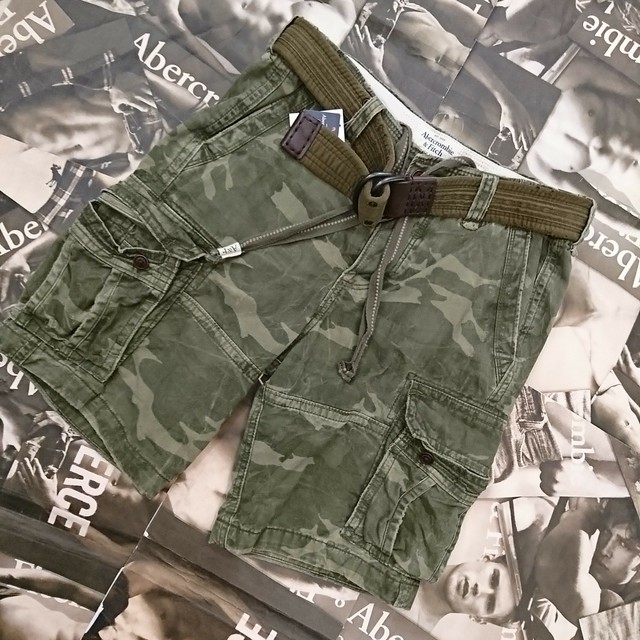 Abercrombie Fitchメンズハーフカーゴパンツ31インチ Ali神戸店