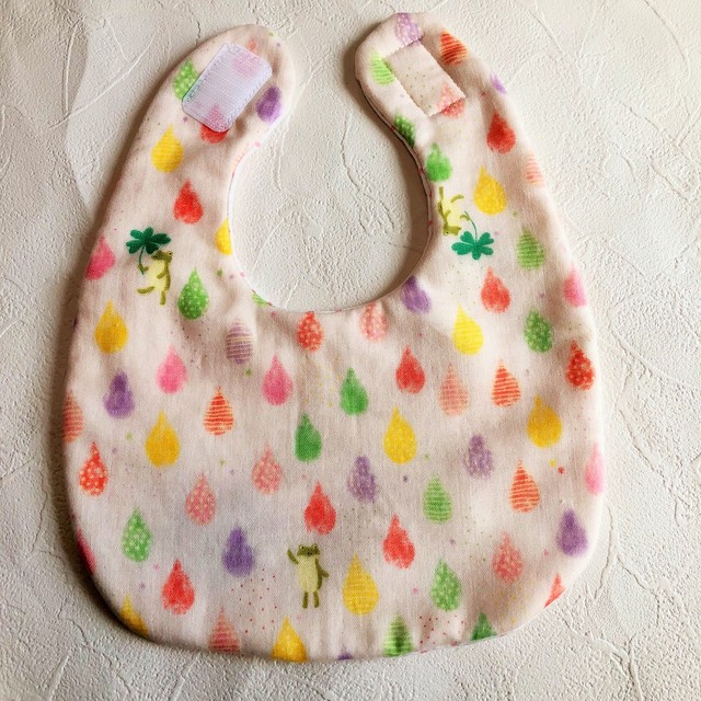 カエルの刺繍赤ちゃん用スタイ ベビースタイno 030 サクラ時間