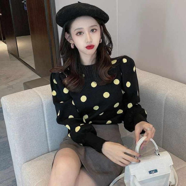 ドット柄ニット 袖コンシャス パフスリーブ ショート丈 トップス レディース 長袖 ボリュームスリーブ レトロ 秋冬 ドット キュート 大人可愛い Officewalaa オフィスワラア レディースファッション スタイル ドット柄ニット 袖コンシャス パフスリーブ ショート丈 トップス レディース 長袖 ボリュームスリーブ レトロ 秋冬 ドット キュート 大人可愛い Officewalaa オフィスワラア レディースファッション スタイル