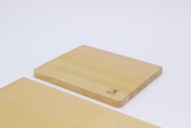 青森ひば カッティングボード小 柾目 一枚板 工房なるみ