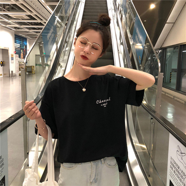 バックイラストデザインtシャツ カットソー フェミニン トップス ナチュラル レトロ 大人可愛い フェミニン トレンド 春夏 韓国ファッション Thicc