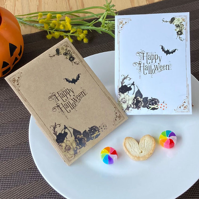 大人ハロウィンのスイーツのプチギフト ハートパイ1枚 キャンディー2粒入り 1個 パッケージの色は選べません 結婚式 ハロウィン ウェディング 記念品 手土産 お菓子 幸せデリバリー リングピローなどの結婚式アイテム 手芸用品の通販