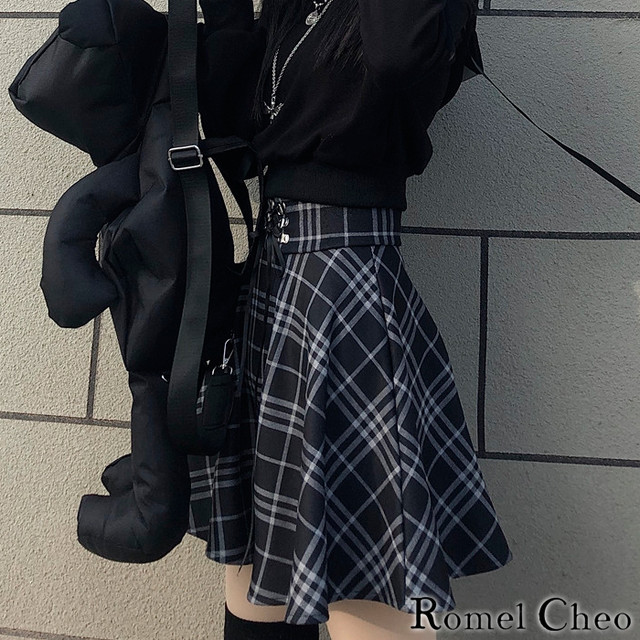 Romelcheo 白黒 チェック ミニ スカート チェック柄 格子柄 ハイウエスト フレア レディース モノトーン レディース ガーリー 韓国 ファッション 原宿系 青文字系 制服系 コーデ カジュアル ロメルチェオ Romelcheo