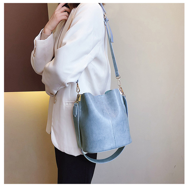 レトロ バケツバッグ 2way ペールトーン ショルダーバッグ ハンドバッグ 高見え 収納 たっぷり 大容量 シンプル 無地 エレガント 上品 カジュアル ガーリー フェミニン 通勤 通学 デート 女子会 韓国 オルチャン 韓国ファッション 新作 春夏 秋冬 春 夏 秋 冬 Om
