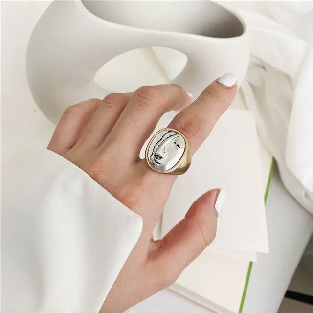 face studs ring