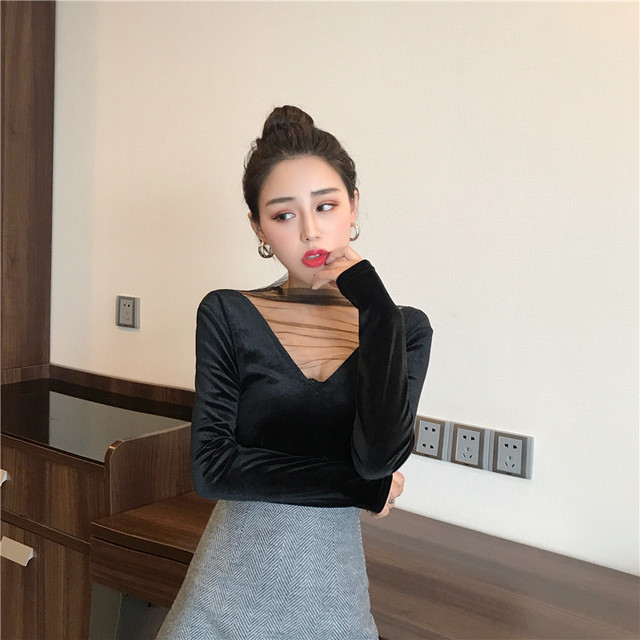 シースルートップス Vネック トップス レディース ベロアトップス 無地 Vネック ベロア 長袖 シースルー 上品 エレガント セクシー 韓国 オルチャン 韓国ファッション 新作 秋冬 秋 冬 2colors Ut 417 Musubi Me 韓国 オルチャン レディースファッションのお店