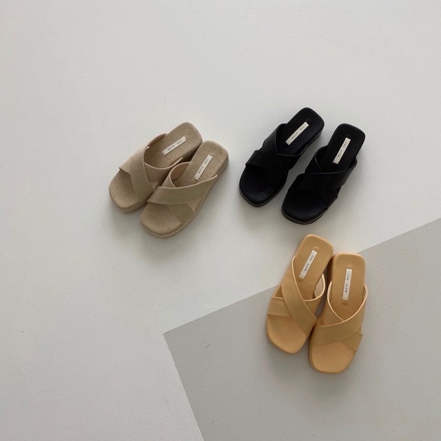 韓国 厚底クロスサンダル 3色 Honeybee Korea Style