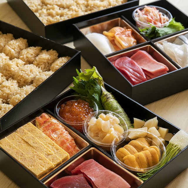藍泉ご自宅用お寿司セット(3~4人前)