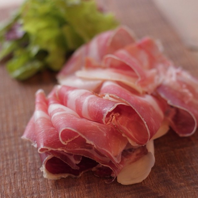 コッパ Coppa 肩肉の 生ハム おいしい 国産 パテ ハム ソーセージ お取り寄せ Charcuterie A Tokyo シャルキュトリ ア トキオ