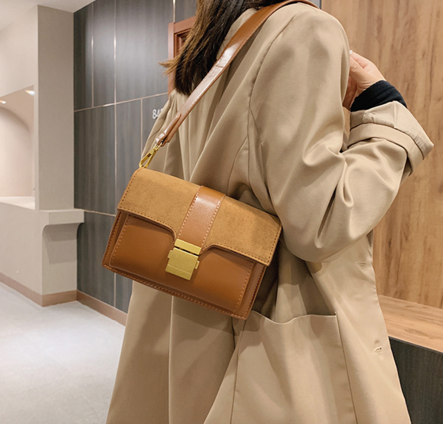 お取り寄せ 送料無料 3色展開 秋ファッション シンプル オシャレ 洋風 ショルダーバッグ ブラック レッド ブラウン レディース Bg599 Room811