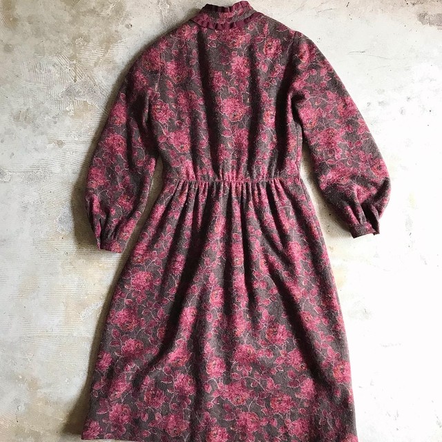 スタンドカラーワンピース 花柄 総柄 Used Light Cave Attic Of Alice