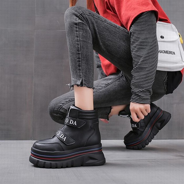 厚底 ダットスニーカー ヒール6cm ハイカット 22 5 24 5cm 韓国ファッション レディース 厚底スニーカー ハイトップ スニーカー カジュアル スポーツ Chiko チコ プチプラレディースファッション通販 韓国ファッション