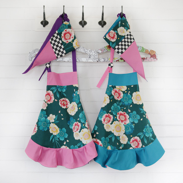 キッズ エプロン 三角巾付き リバーシブル 和柄 女の子 エプロン フリル ピンク N Wald えぬわるど ママとこども用 ハンドメイドの エプロン屋さん