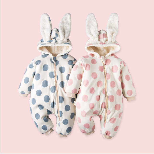 全2色 うさ耳 フード付き 耳付き ドット 水玉 ジャンプスーツ ロンパース カバーオール ベビーコート 長袖 裏起毛 厚手 防寒 アウター かわいい 暖かい 冬 子供 キッズ ベビー 赤ちゃん 男の子 女の子 Mr228 Berceau Select Shop ベルソー セレクトショップ