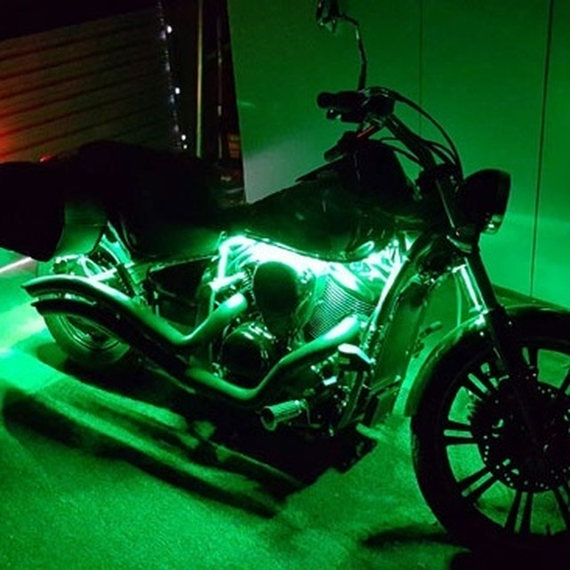 送料無料 Ledテープ グリーン 600連 黒ベース 専用コネクター付 5m 防水 12v テープライト 緑 車 自動車 バイク オートバイ Shop Tsukimi
