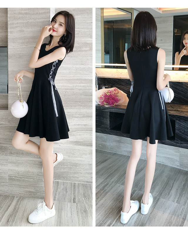 海外限定品 かわいいキャミソールのドレス ワンピース 黒 韓国ファッション 韓国コーデ 夏コーデ Apaiti