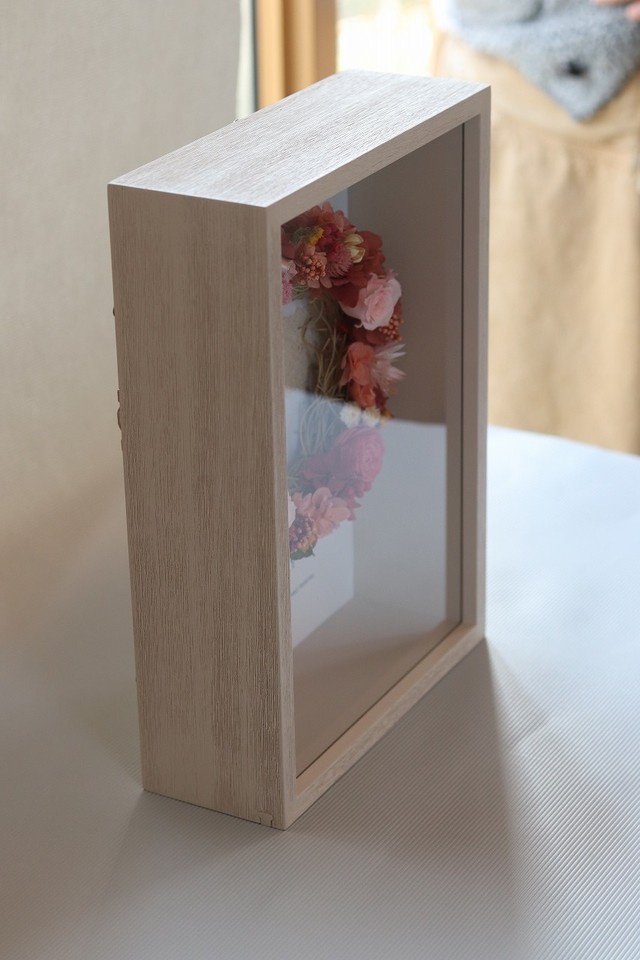 母の日のリース 木製BOX入り
