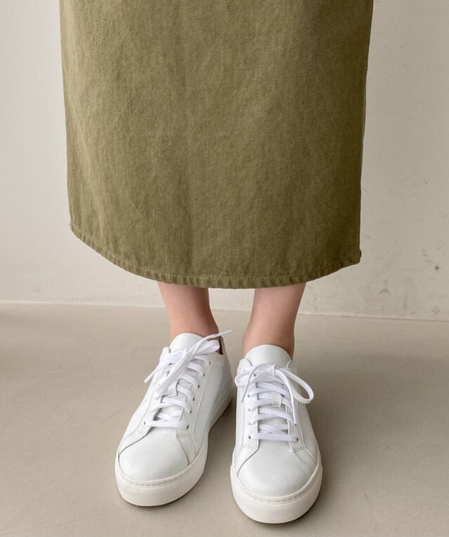 色んな服に合わせやすいシンプル スニーカー 2色 Myaagorosa