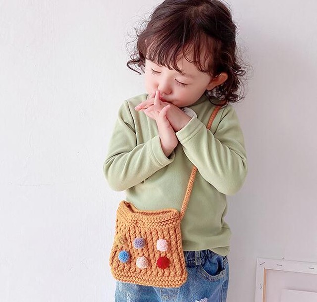 可愛い キッズ子供 女の子 手作り手編み ニットポシェット ポンポン付き Kisskiss Booboo