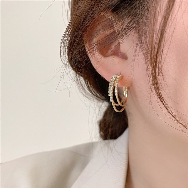 キラキラ 可愛いピアス おしゃれ 人気デザイン Melissa 1 4週間でお届けます