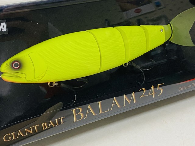 Madness Balam 245 Fishing Tackle Blue Marlin